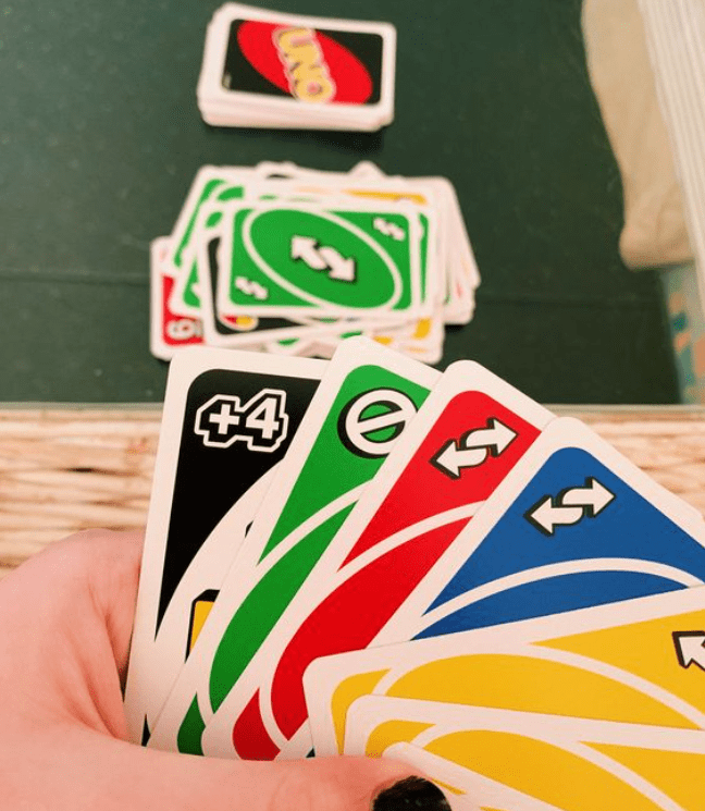 Uno jako gra karciana